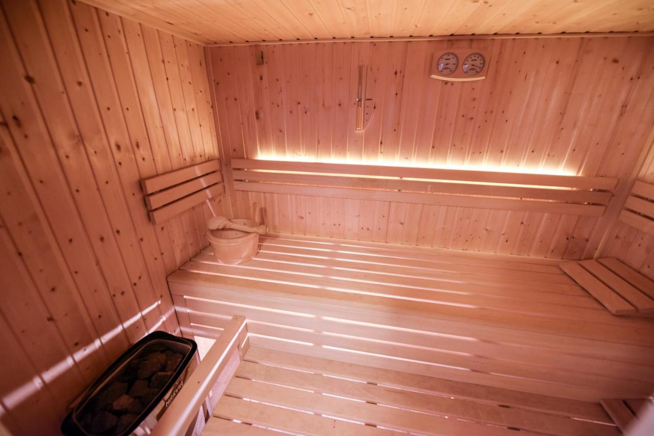 פיאזשנו Spacious 3 Bedroom Family Oasis With Sauna, 20 Min From Warsaw מראה חיצוני תמונה