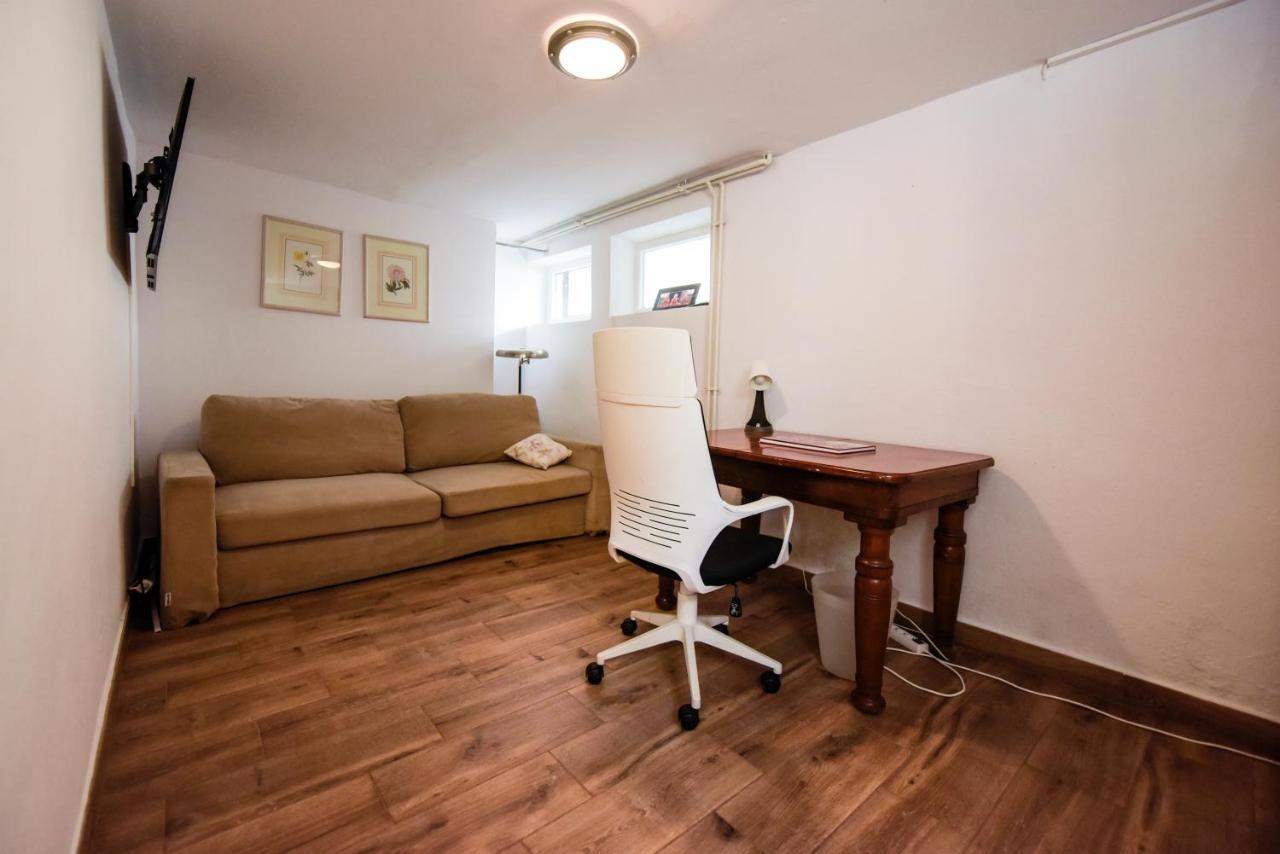 פיאזשנו Spacious 3 Bedroom Family Oasis With Sauna, 20 Min From Warsaw מראה חיצוני תמונה