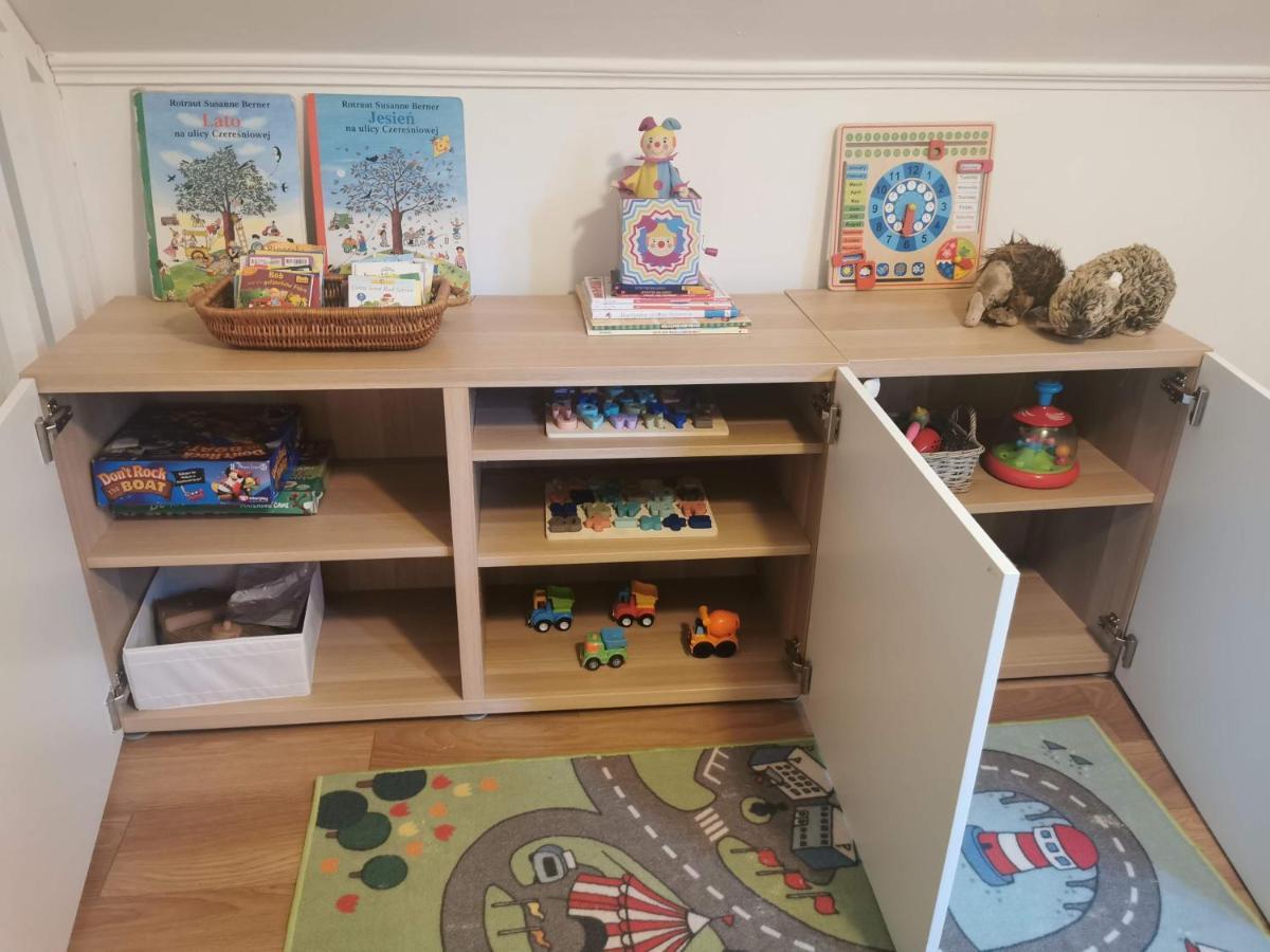 פיאזשנו Spacious 3 Bedroom Family Oasis With Sauna, 20 Min From Warsaw מראה חיצוני תמונה